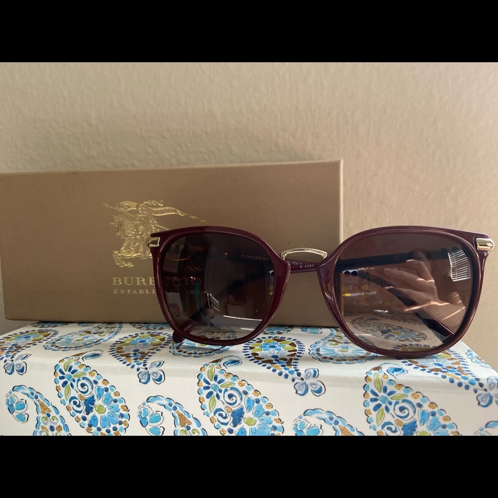 Burberry BE4262 Sunglasses